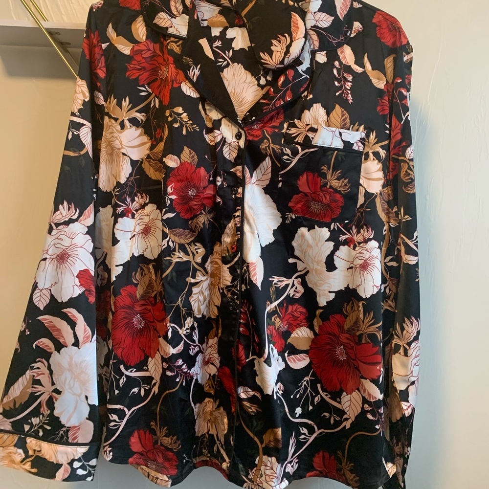 Stars Above 2 piece Satin/Silk set